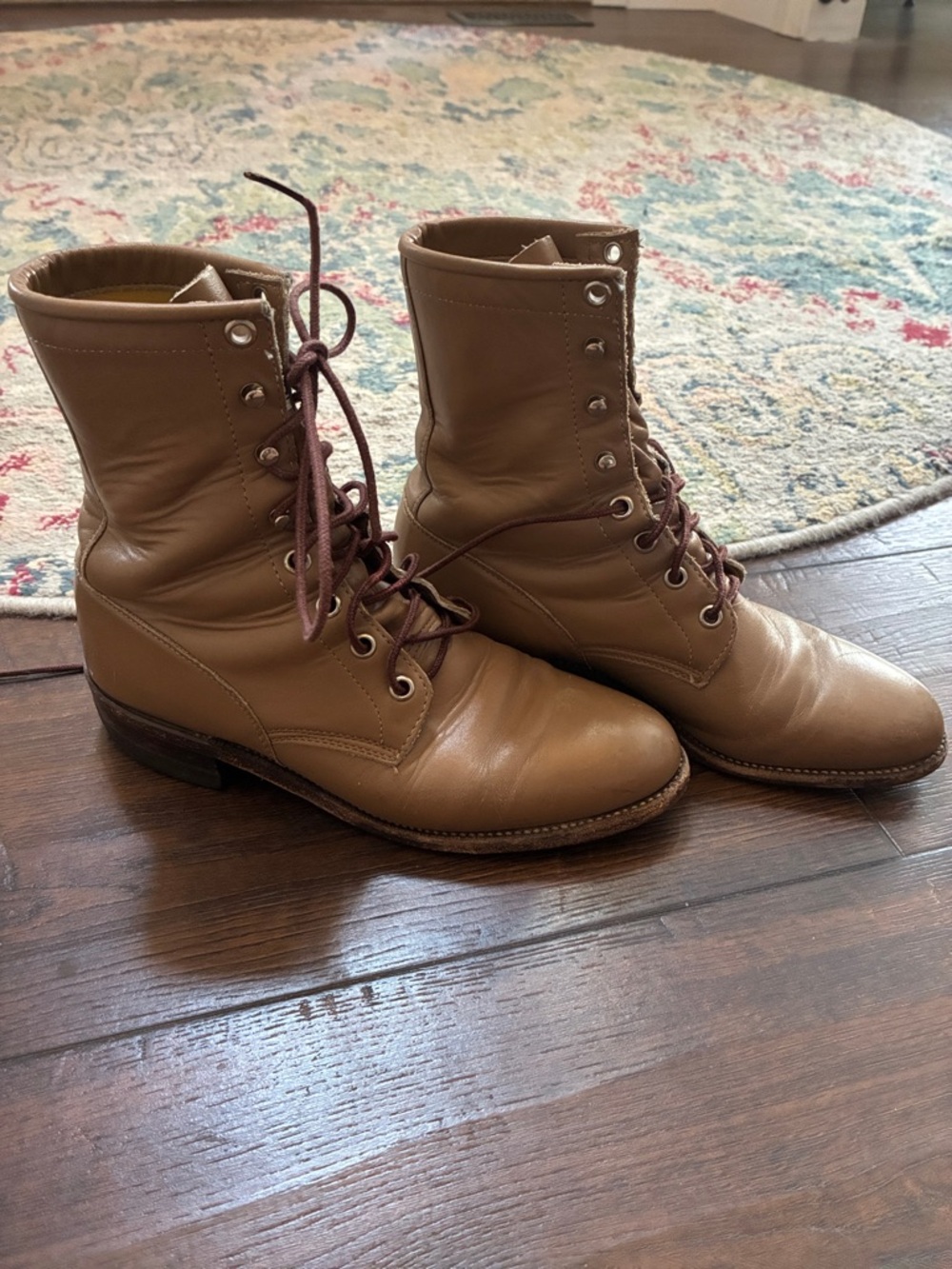 Justin Boots Tan Leather Lace-Up Ankle Boots- ladies sz6-L505